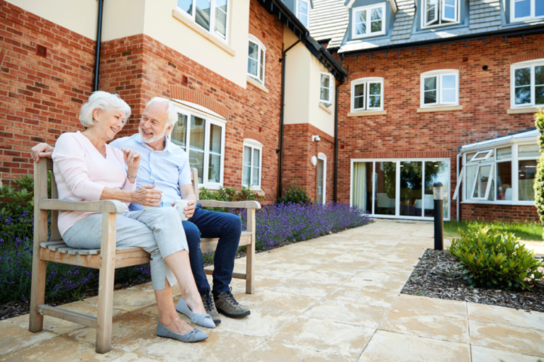 Discover Elderly Living Facilities With Exceptional Amenities and Care